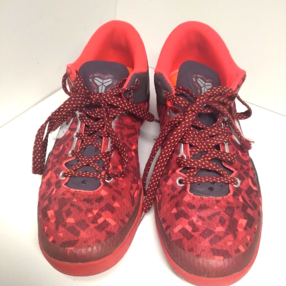Kobe elite low red